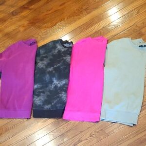 Assorted Women's George Large Crewneck Sweatshirts 4 Pieces